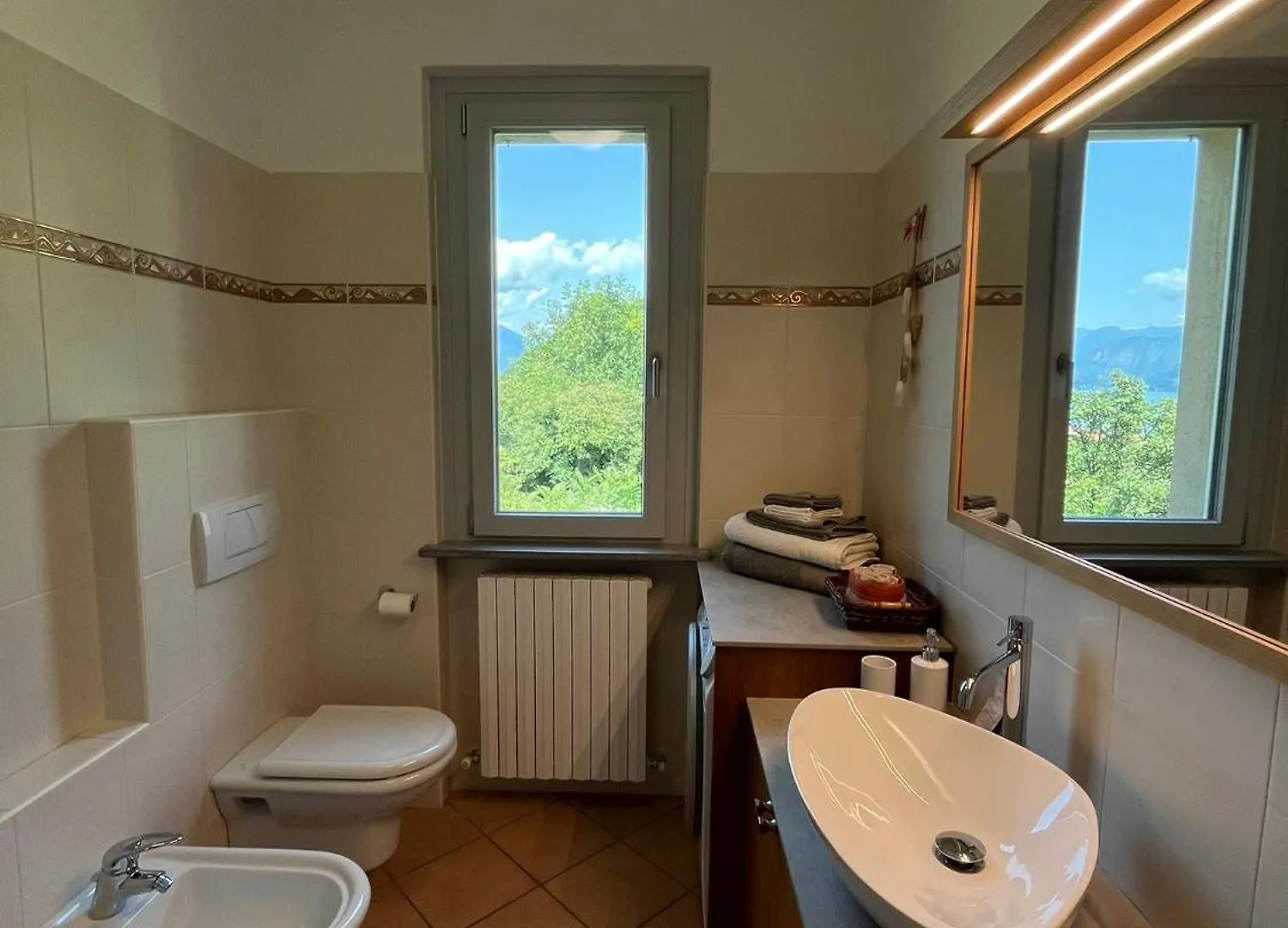 Apartment 2 Cuori Al Lago - Appartamento In Villetta Singola Mandello del Lario Italy